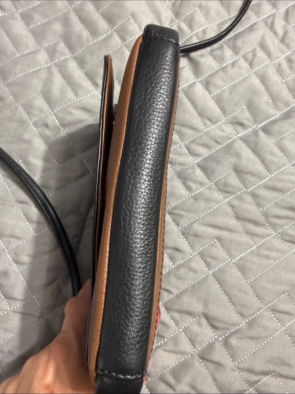 Classic Two-Tone Black and Brown Crossbody Bag - Picture 6 of 9